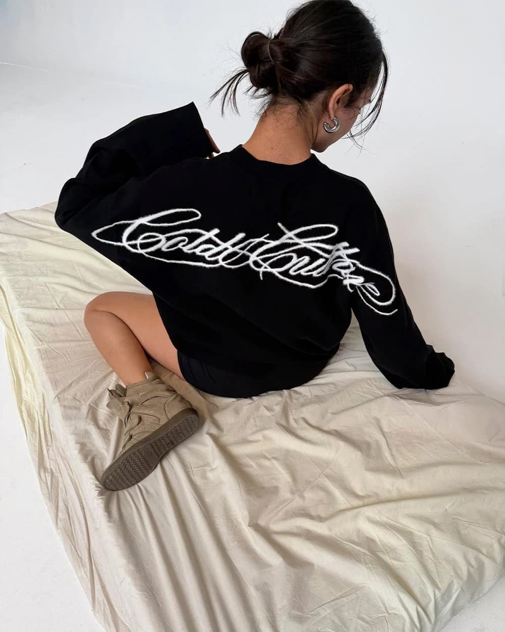 FURRY SCRIPT KNIT BLACK 10