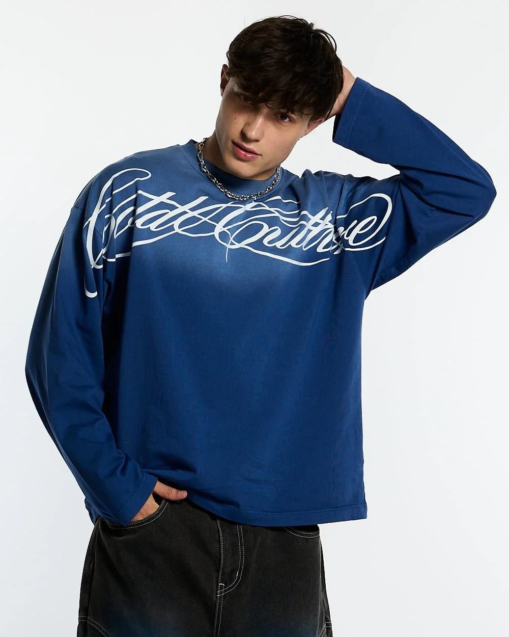 CROSSED SCRIPT LONGSLEEVE VIBRANT BLUE 2