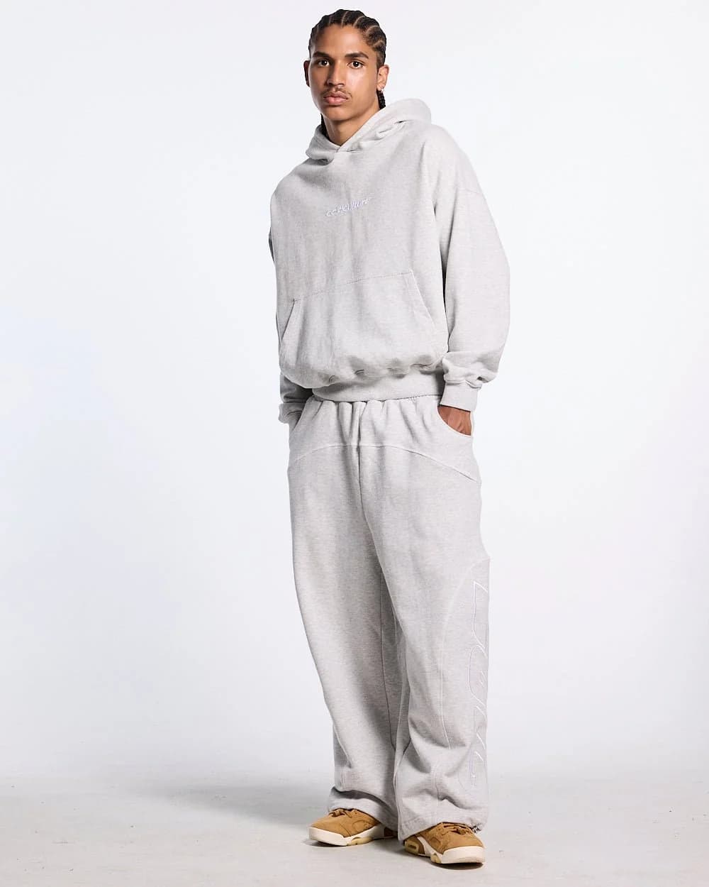 DISTRESSED DEFENSE HOODIE HEATHER GREY 5