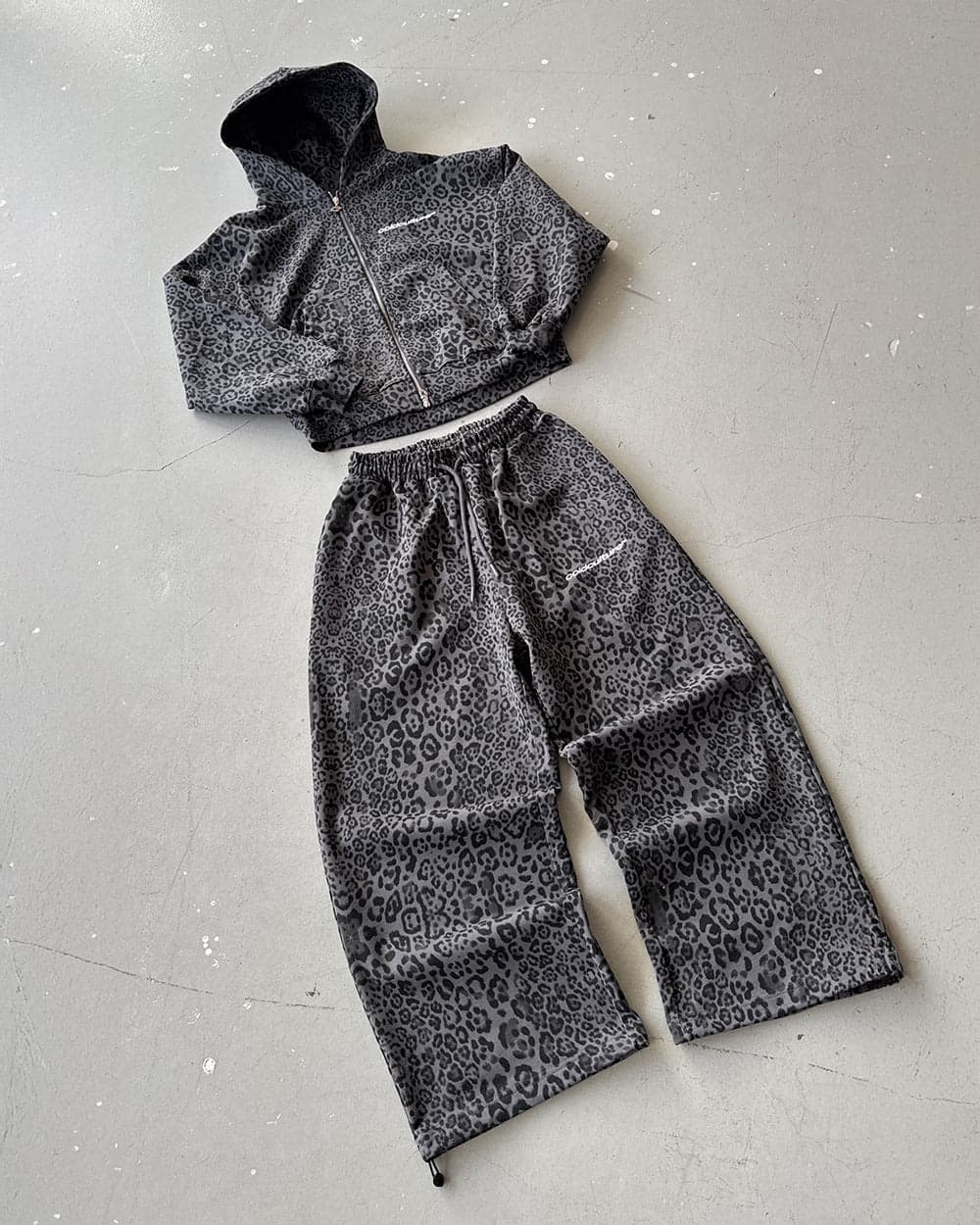 NOCTURNE BEAST SWEATPANTS DARK GREY 11