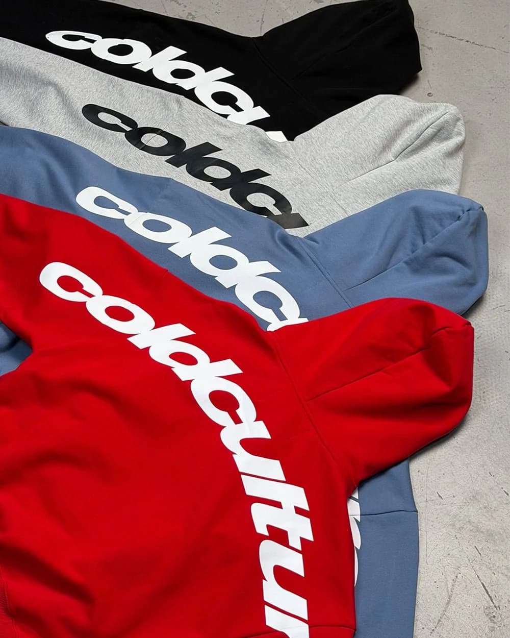 CURVED HOODIE RED 8