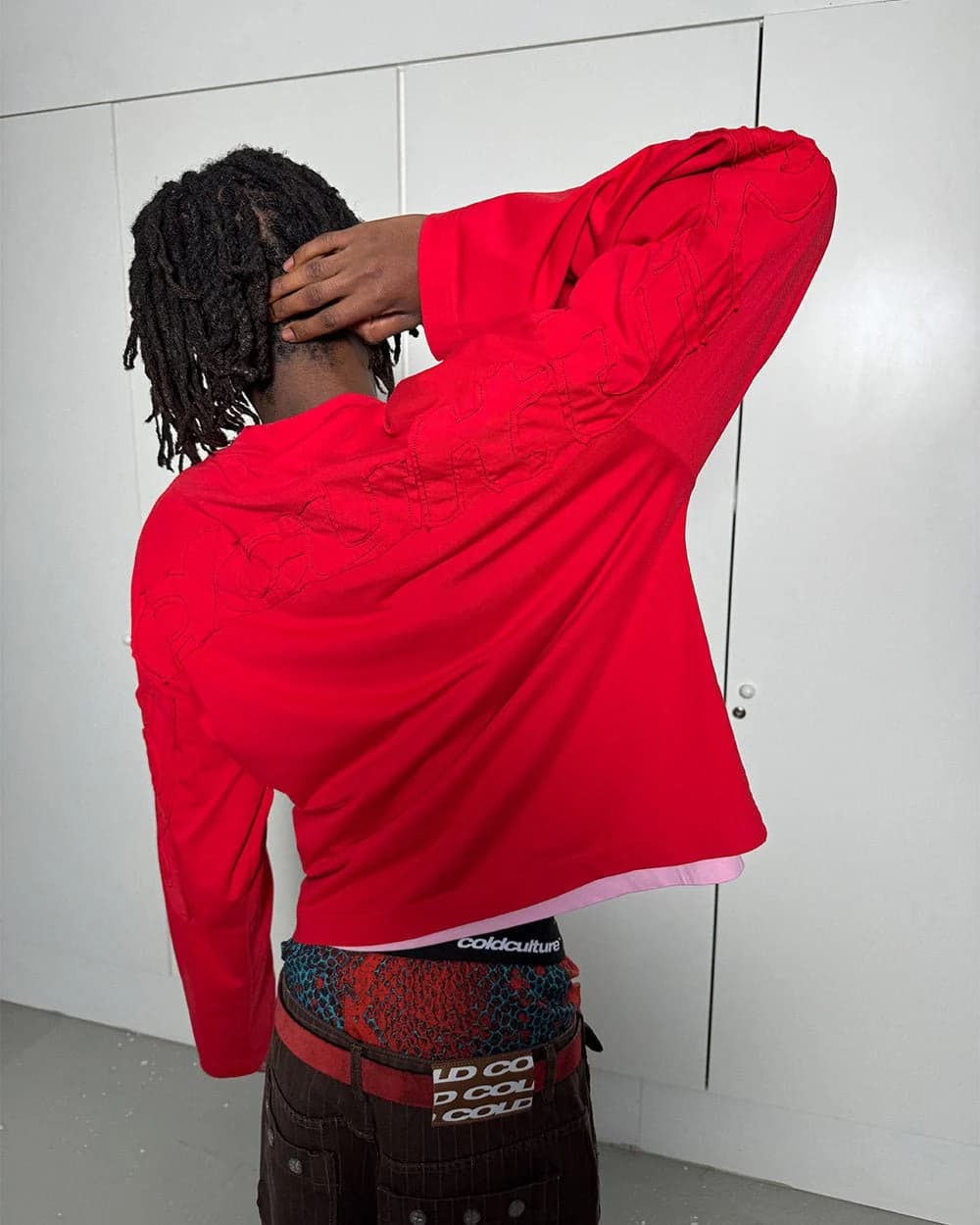 DISTRESS CURVED LONGSLEEVE RED 7