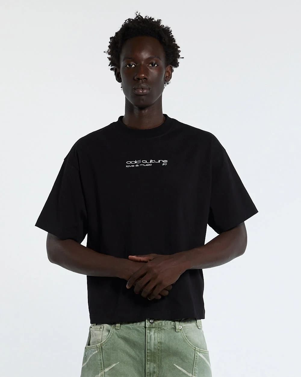 LOVEPODS TEE BLACK 4
