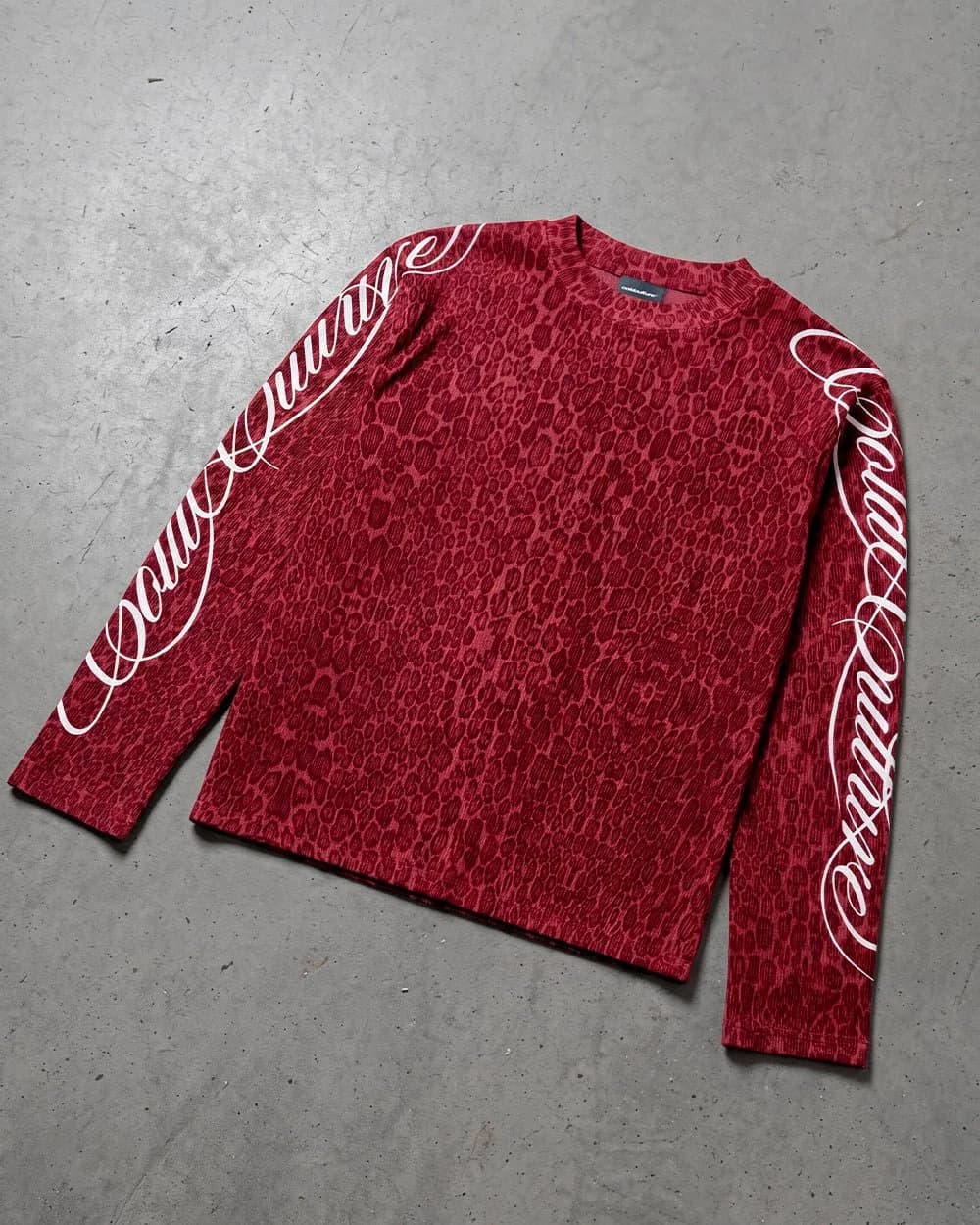 HIDDEN CHEETAH LONGSLEEVE BURGUNDY 9