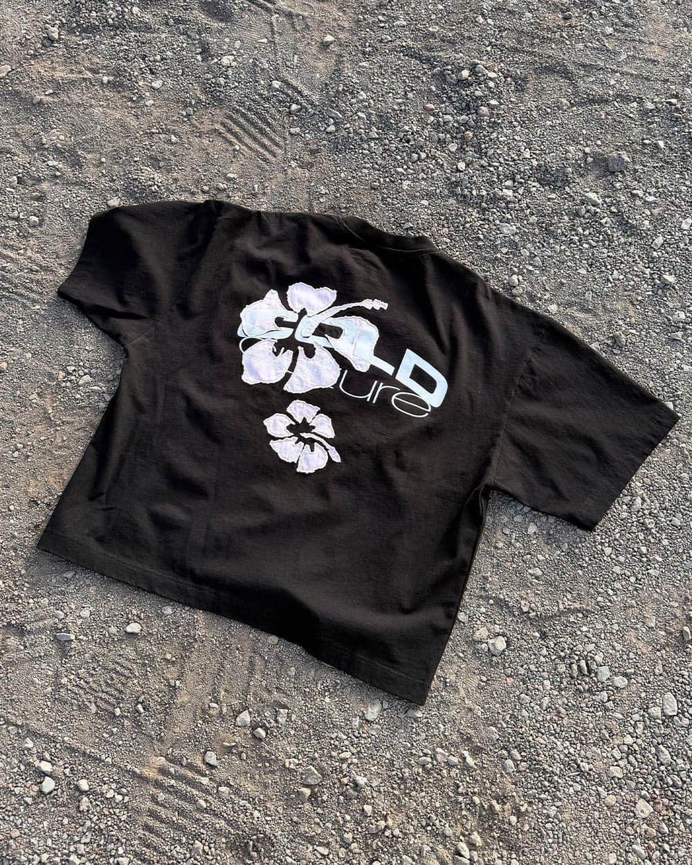 TROPICAL FEVER TEE BLACK 9