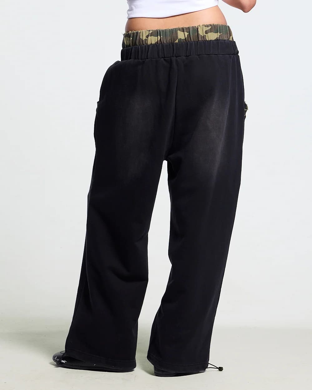BLACK OPS SWEATPANTS BLACK 10