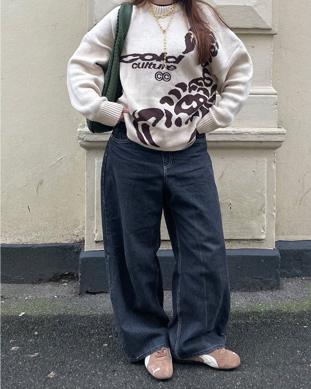 POISON KNIT CREAM AND BROWN 11