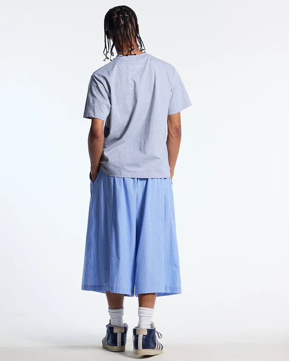 STALLION TEE HEATHER GREY 6
