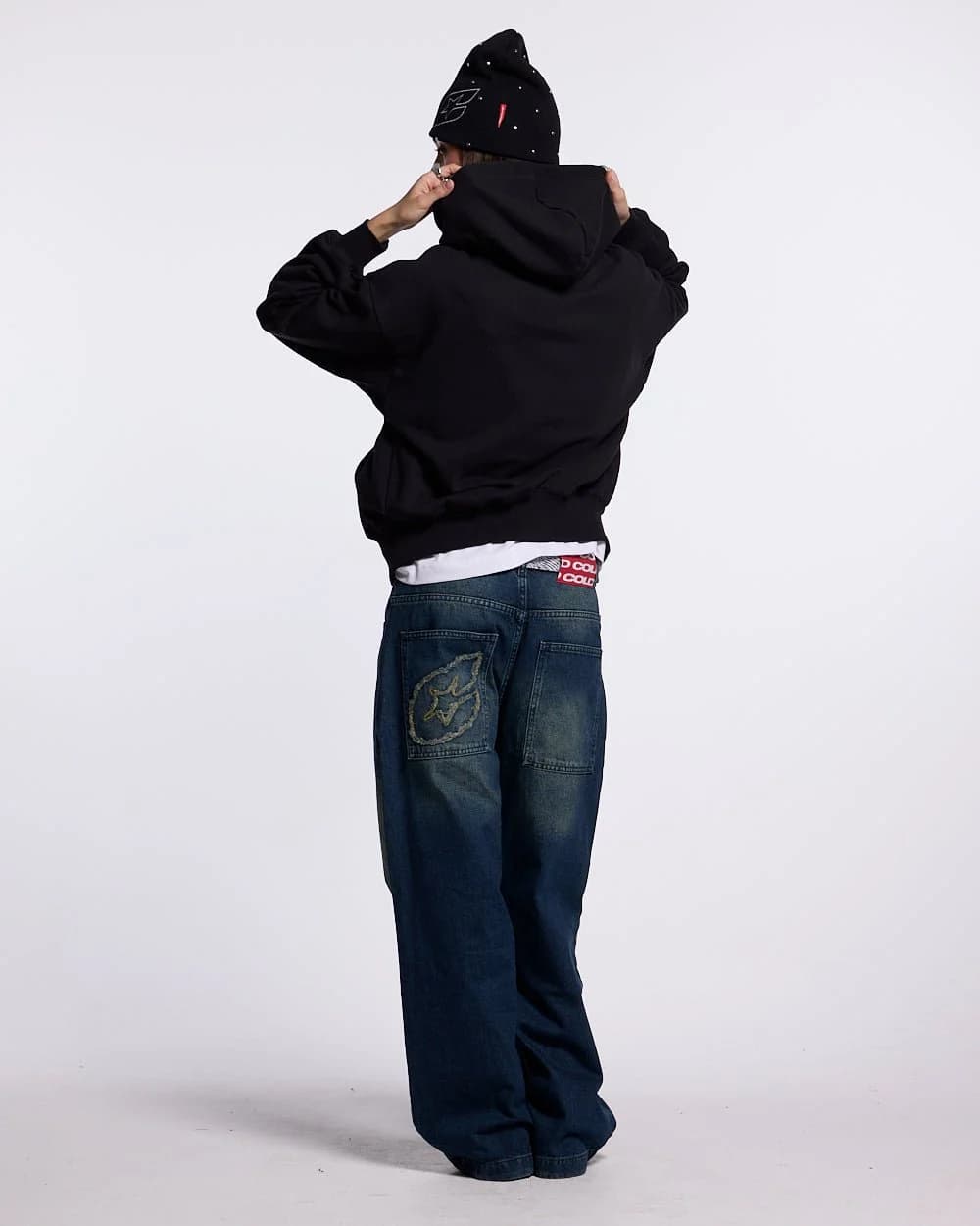 DRIVEN ZIP HOODIE BLACK 6
