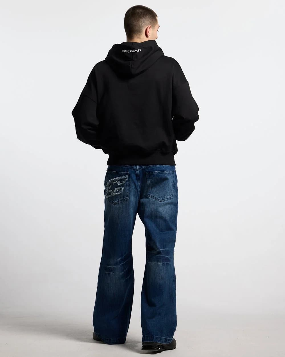 STARS HOODIE BLACK 4