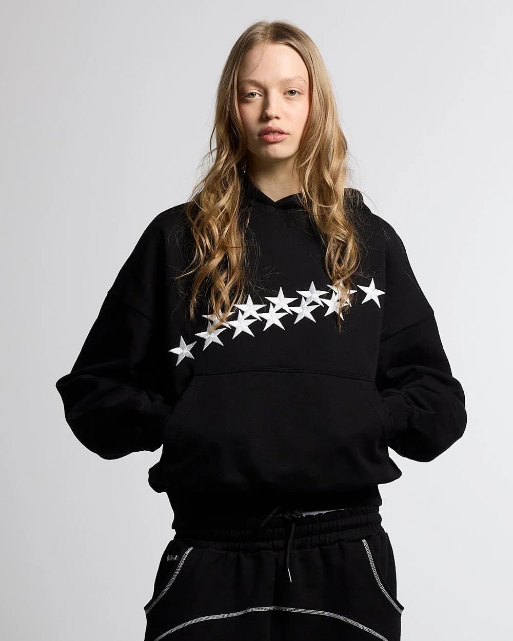 STARS HOODIE BLACK 5