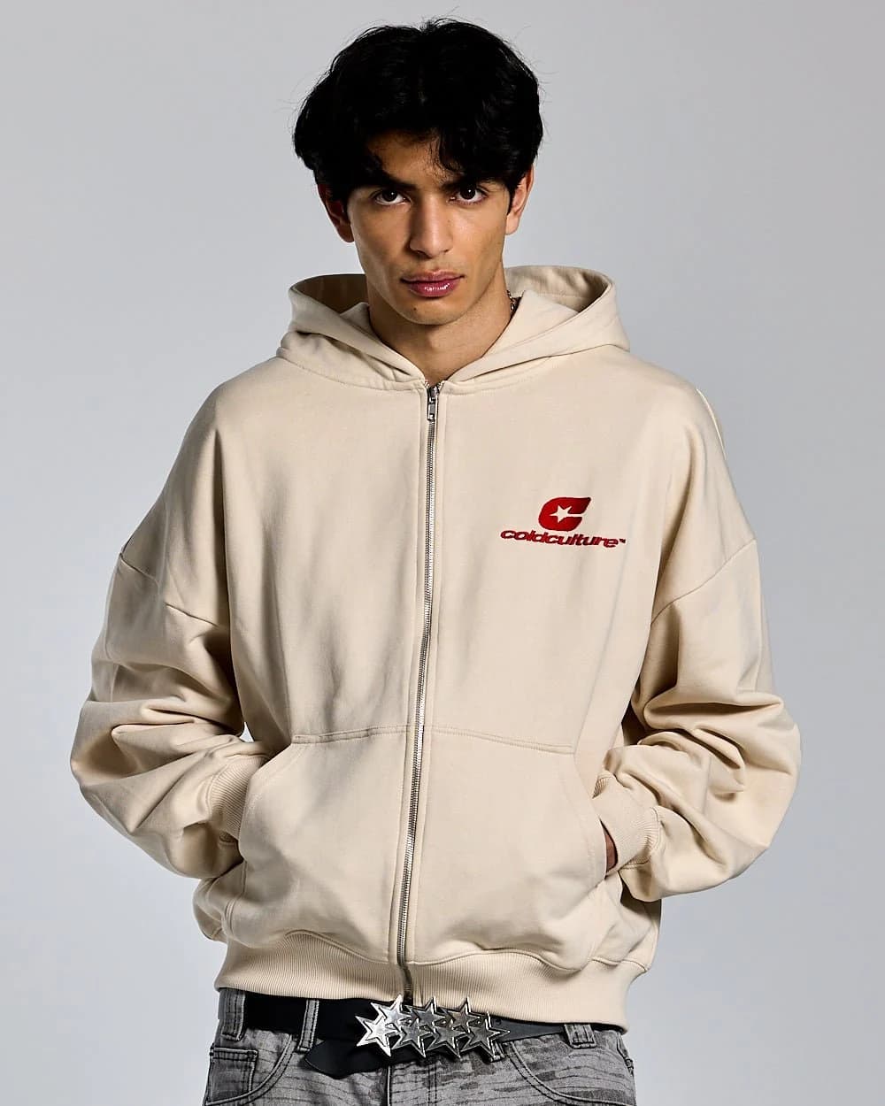 CURVED ZIP HOODIE CREAM 4