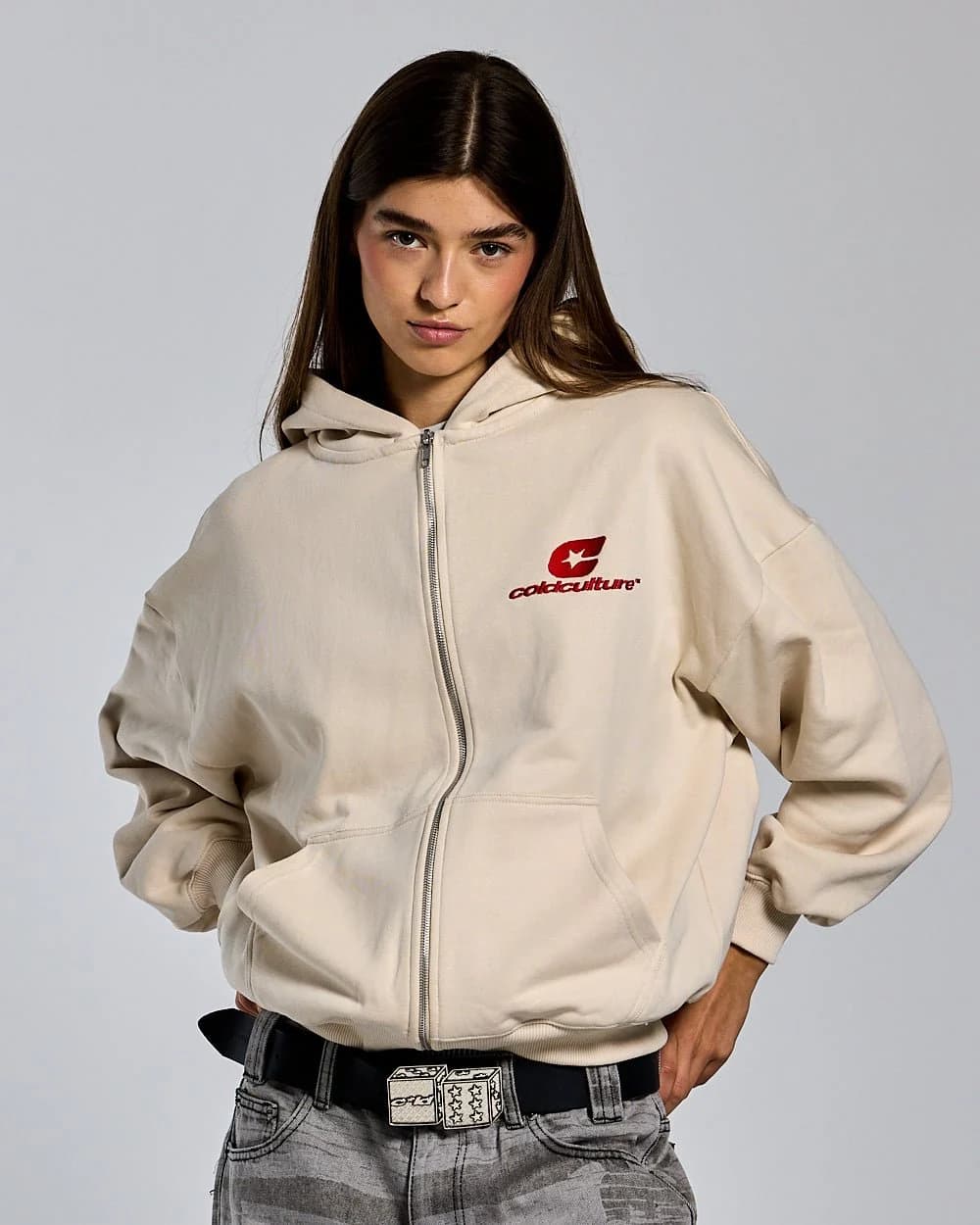 CURVED ZIP HOODIE CREAM 5
