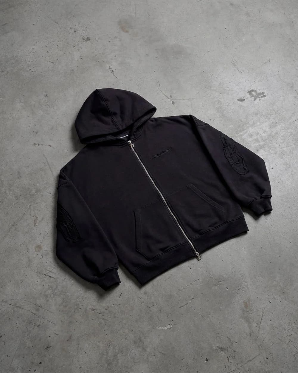 DISTRESS CURVED ZIP HOODIE DARK GREY by COLD CULTURE