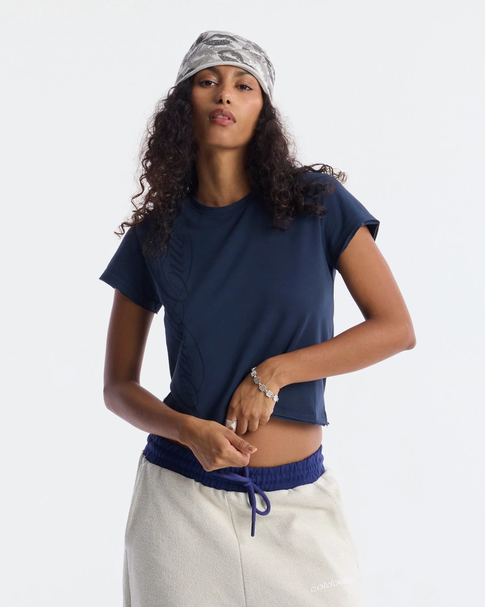 CUT-OUT BABY TEE NAVY by COLD CULTURE