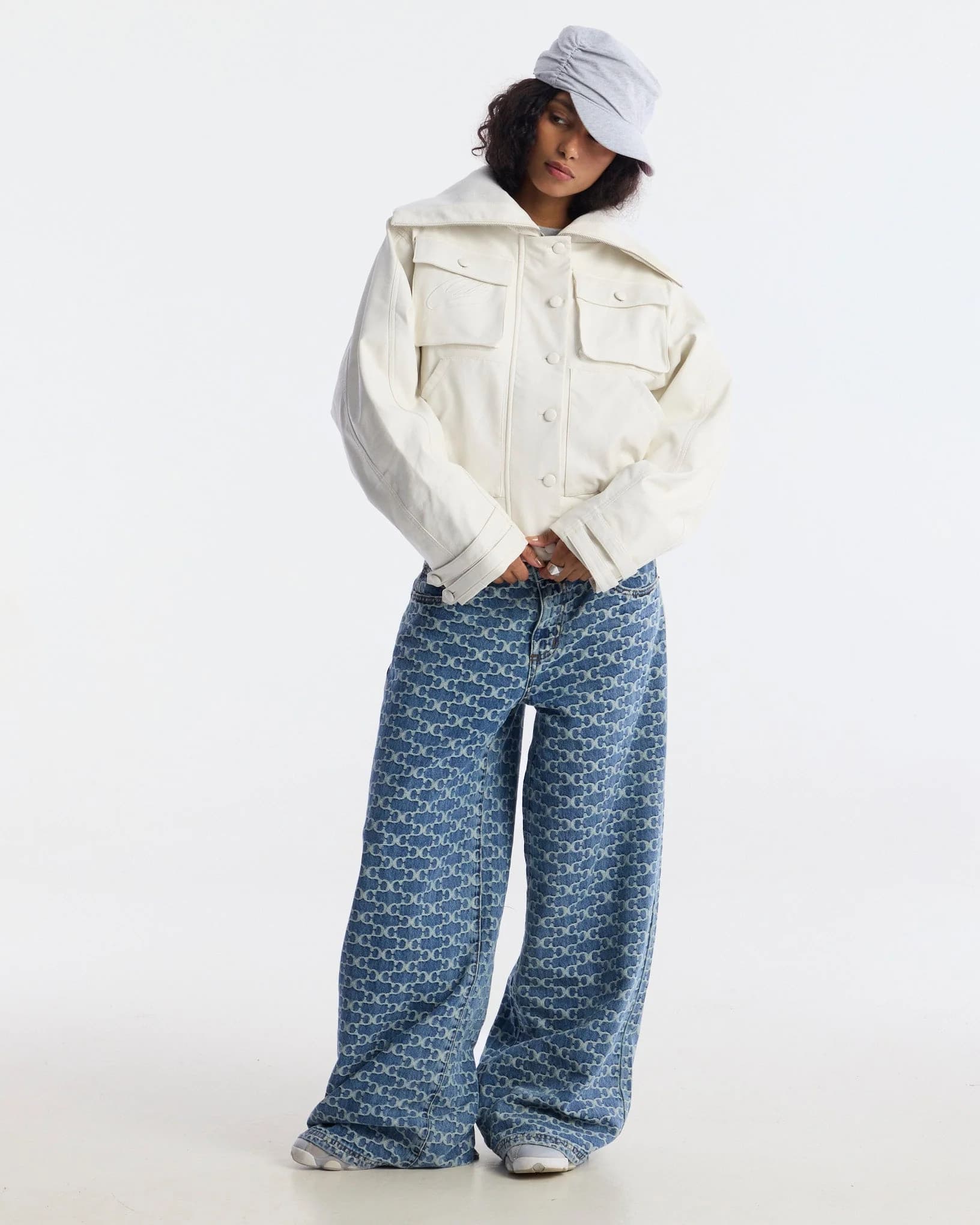BUNKER BOMBER OFF-WHITE 5