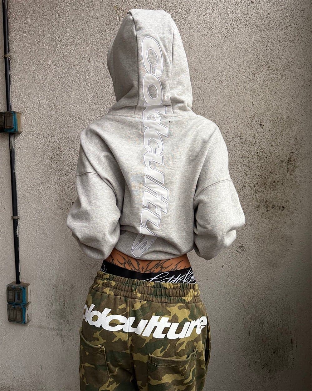 VERTICAL HOODIE HEATHER GREY 12