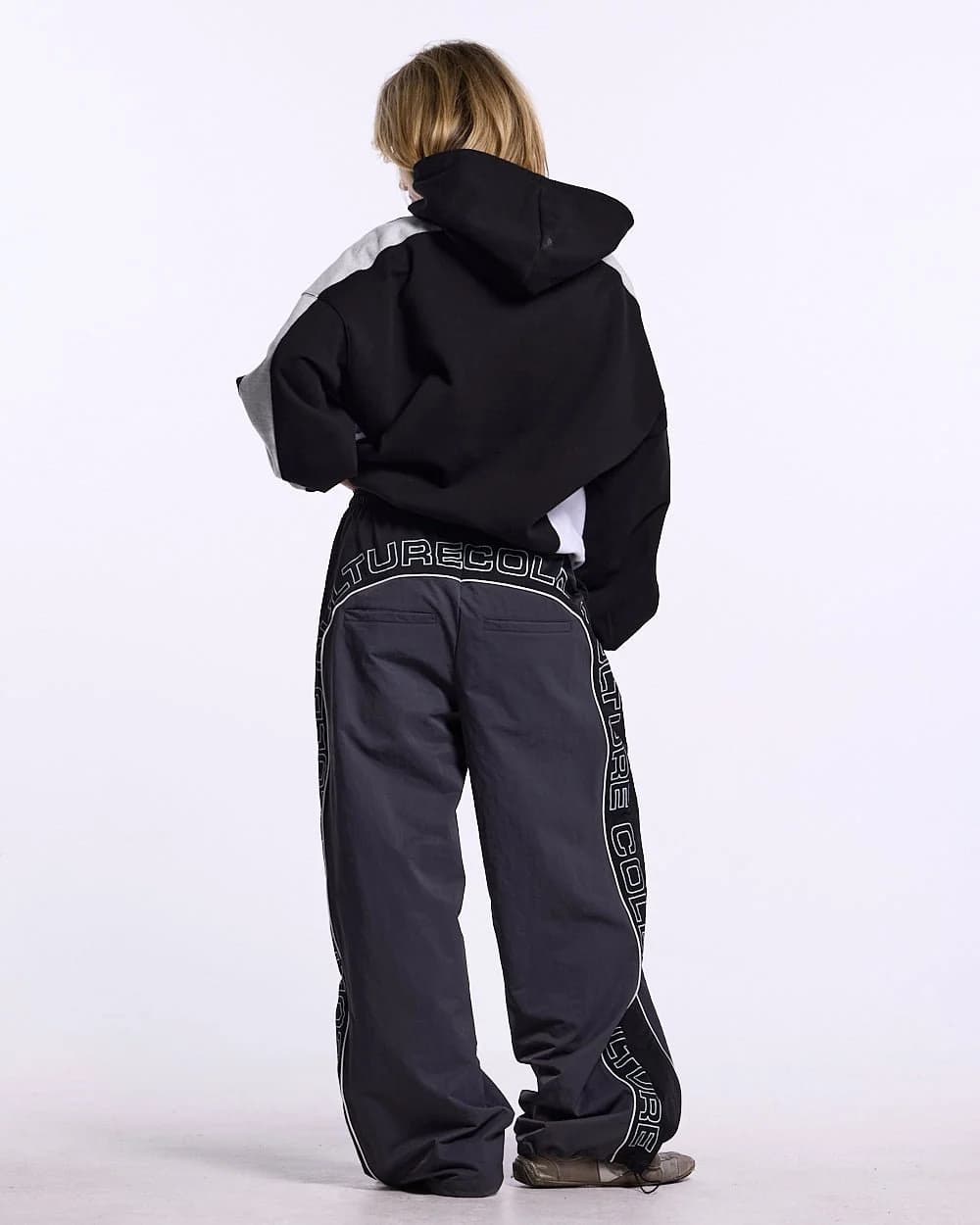 SPEED SPOKE HOODIE BLACK AND HEATHER GREY 10