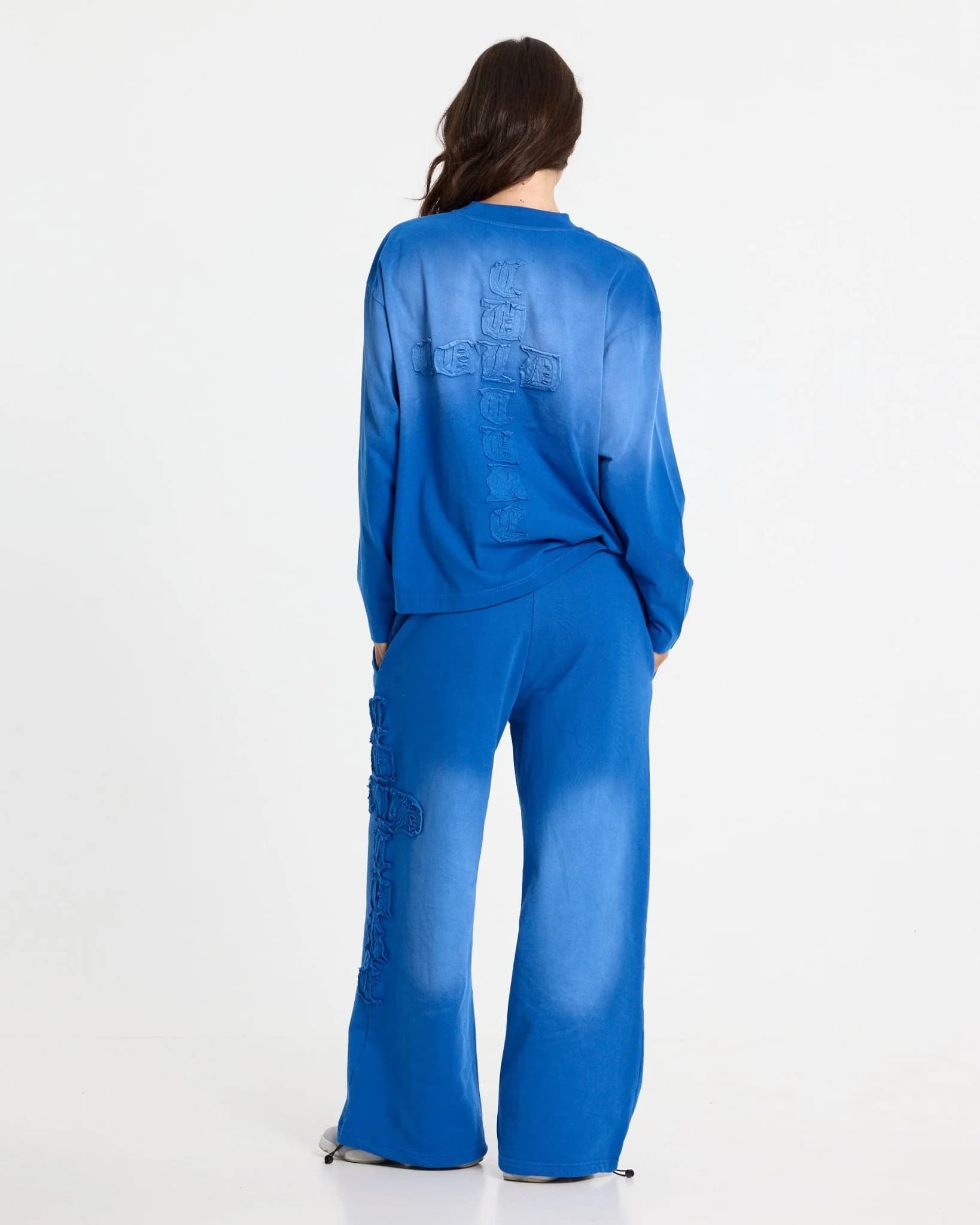 CROSSED LONGSLEEVE BLUE 10