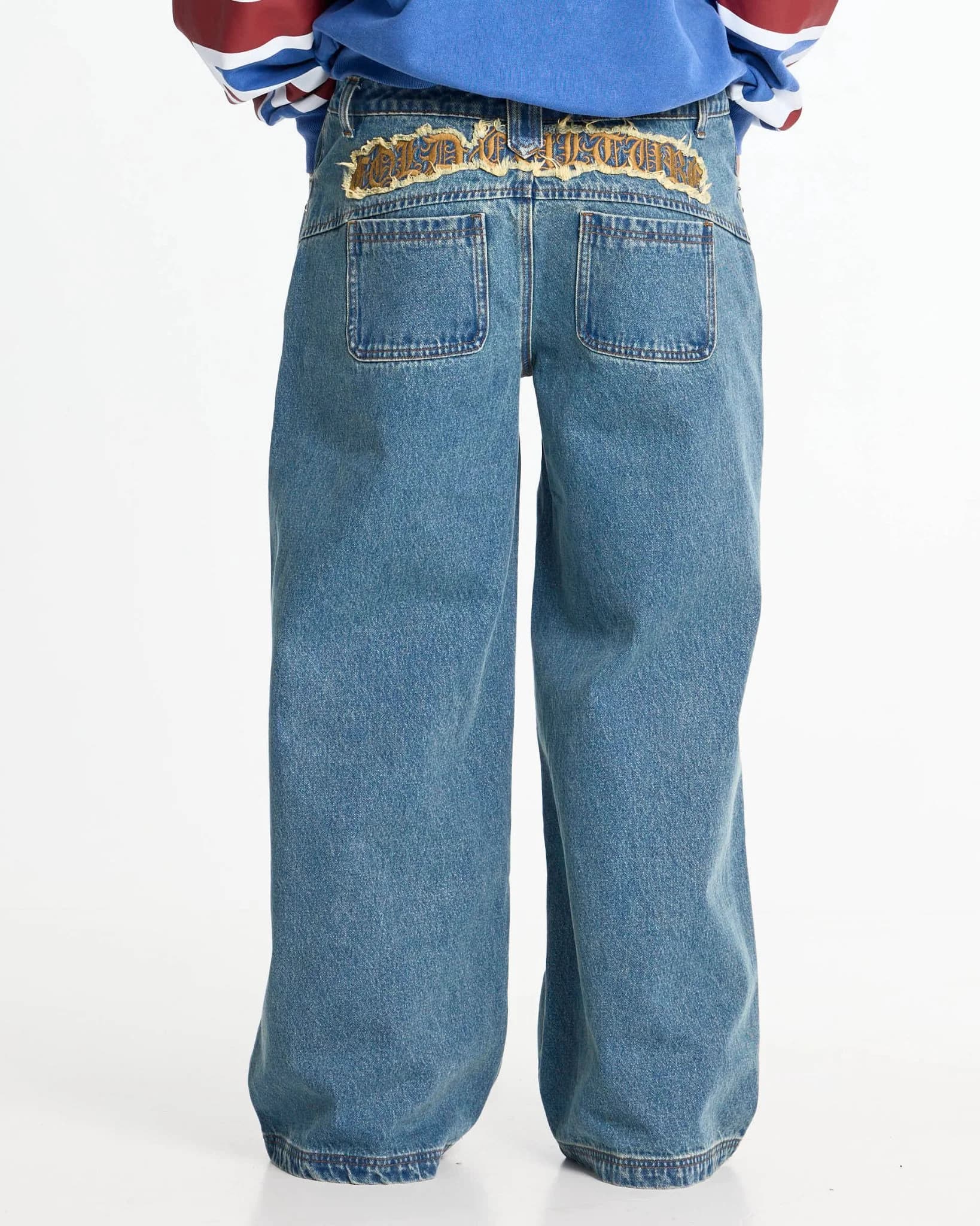 DISTRESS CURVED LOOSE PANTS BLUE by COLD CULTURE