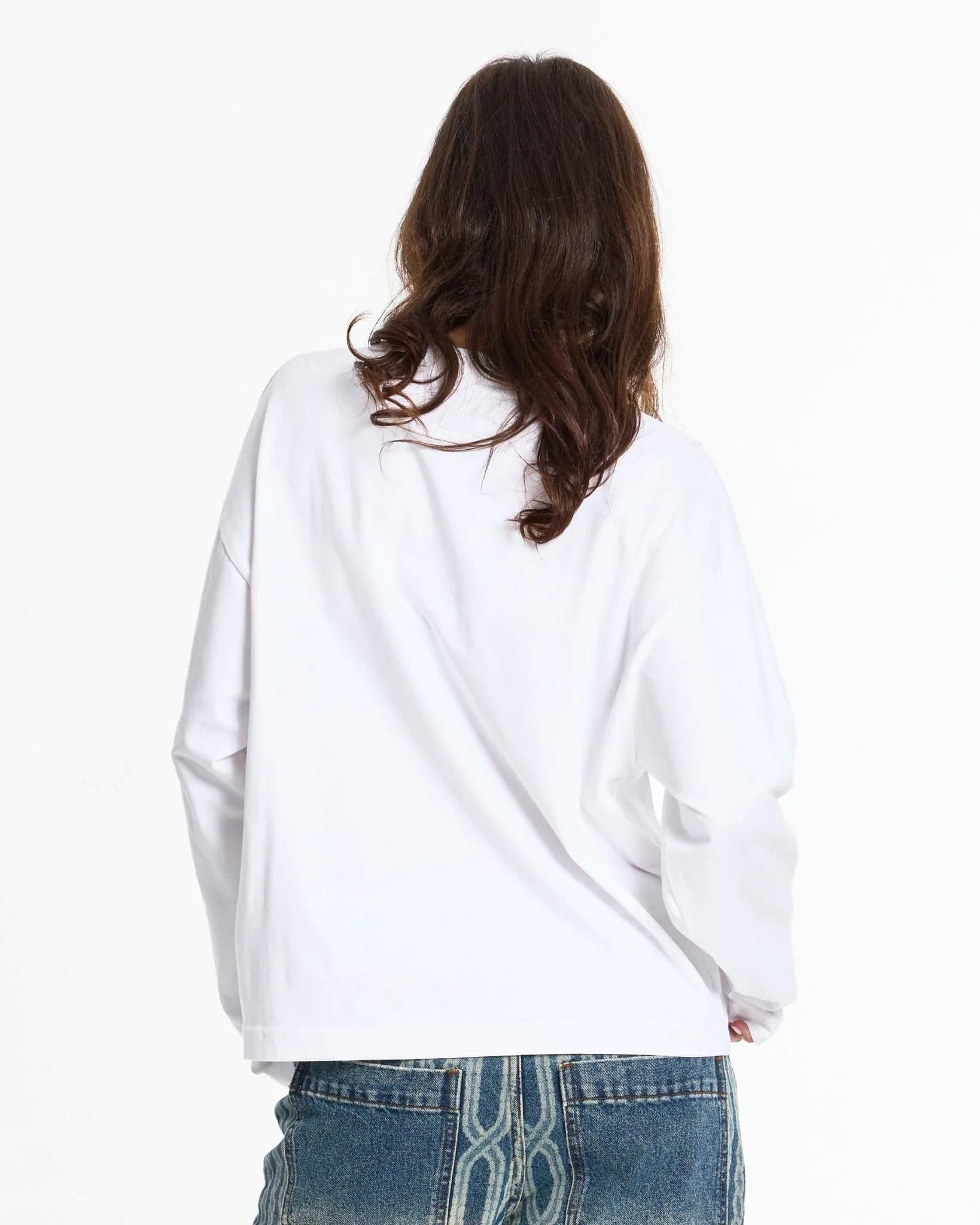 WORLDWIDE LONGSLEEVE WHITE 8
