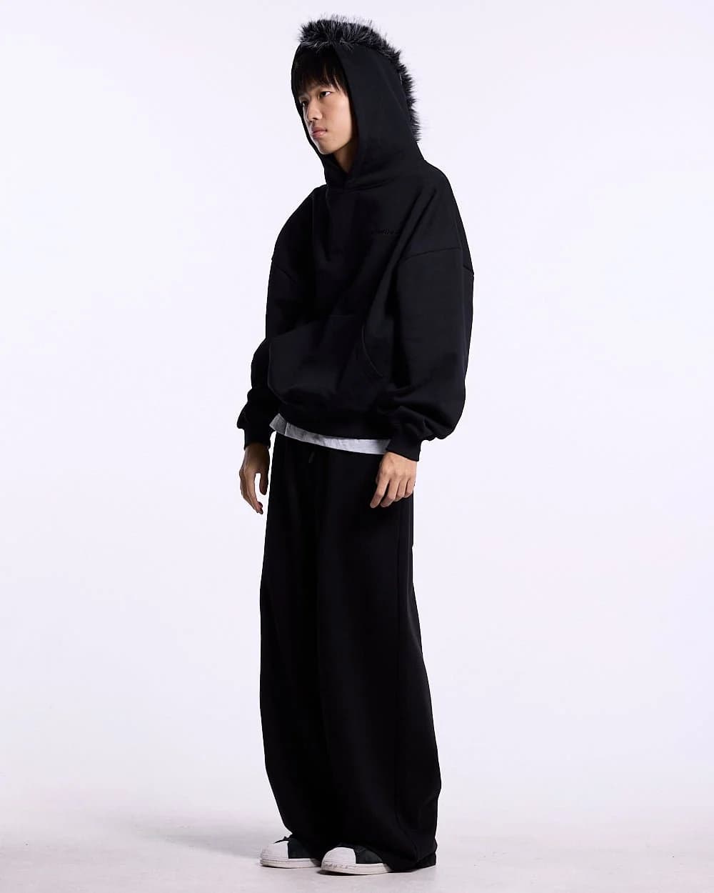 HAIRY HOODIE BLACK 5