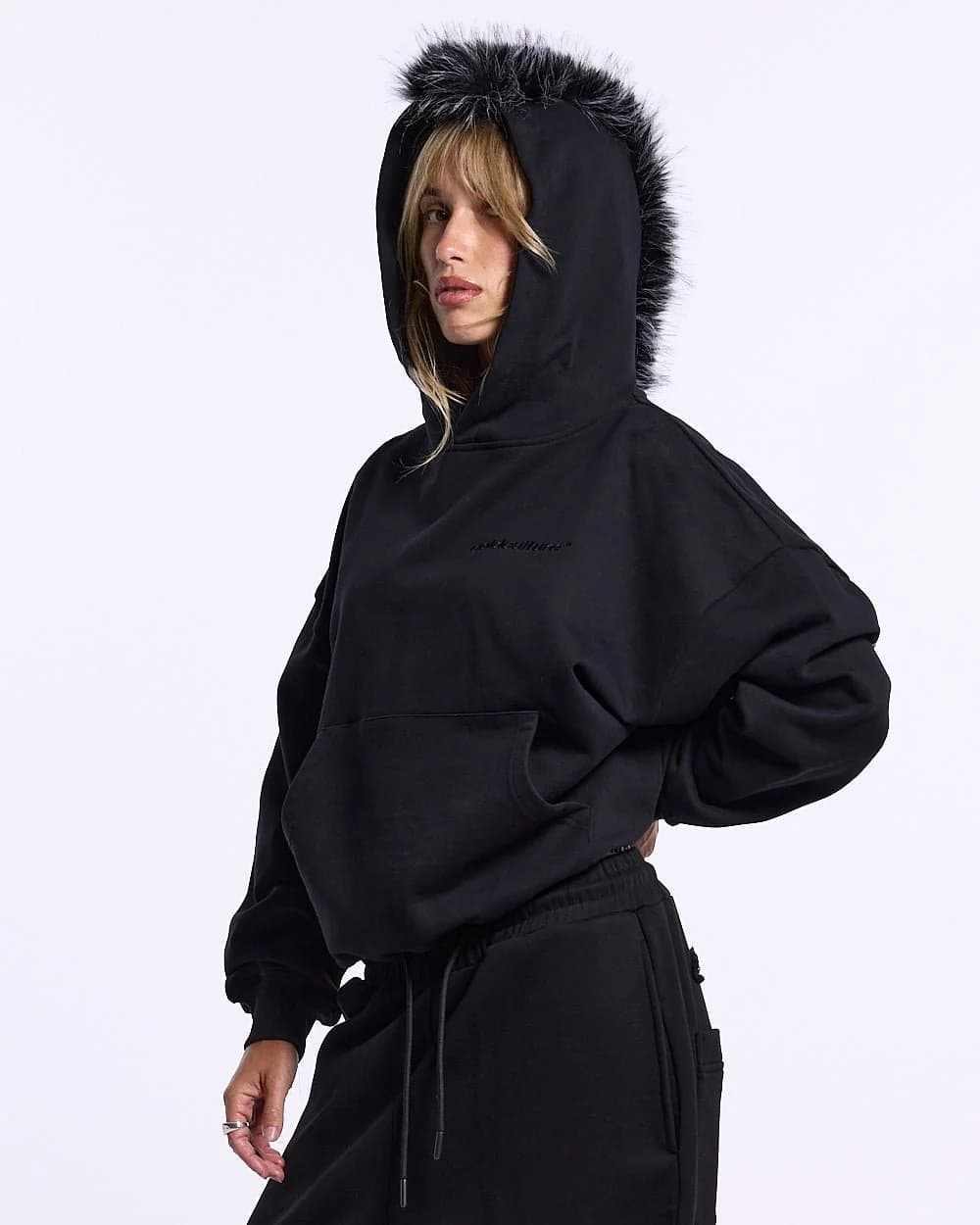 HAIRY HOODIE BLACK 7