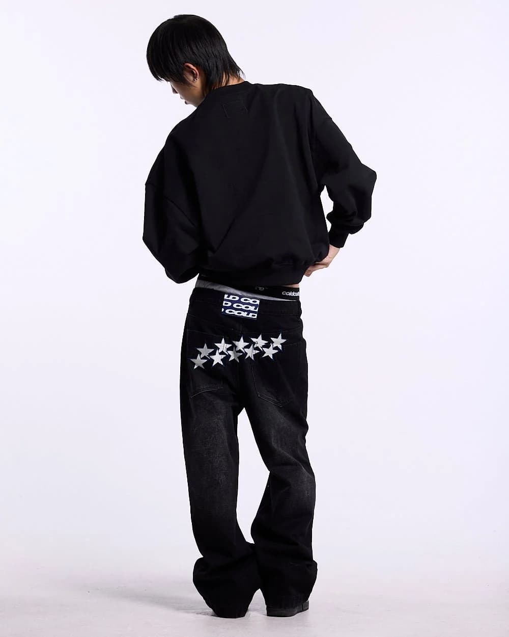 AUTHORITY CREWNECK BLACK 6