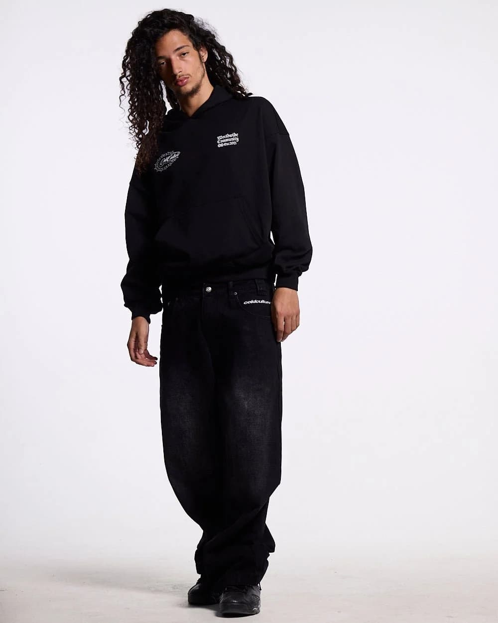WOLFY HOODIE BLACK 7