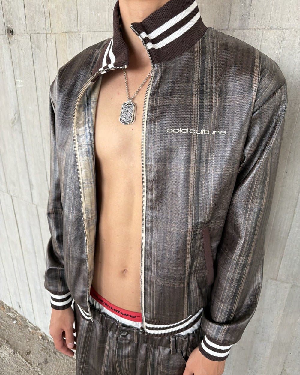 CLUB ZIP UP BROWN 11