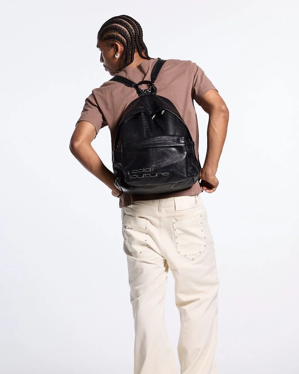BRAVE BACKPACK BLACK 3
