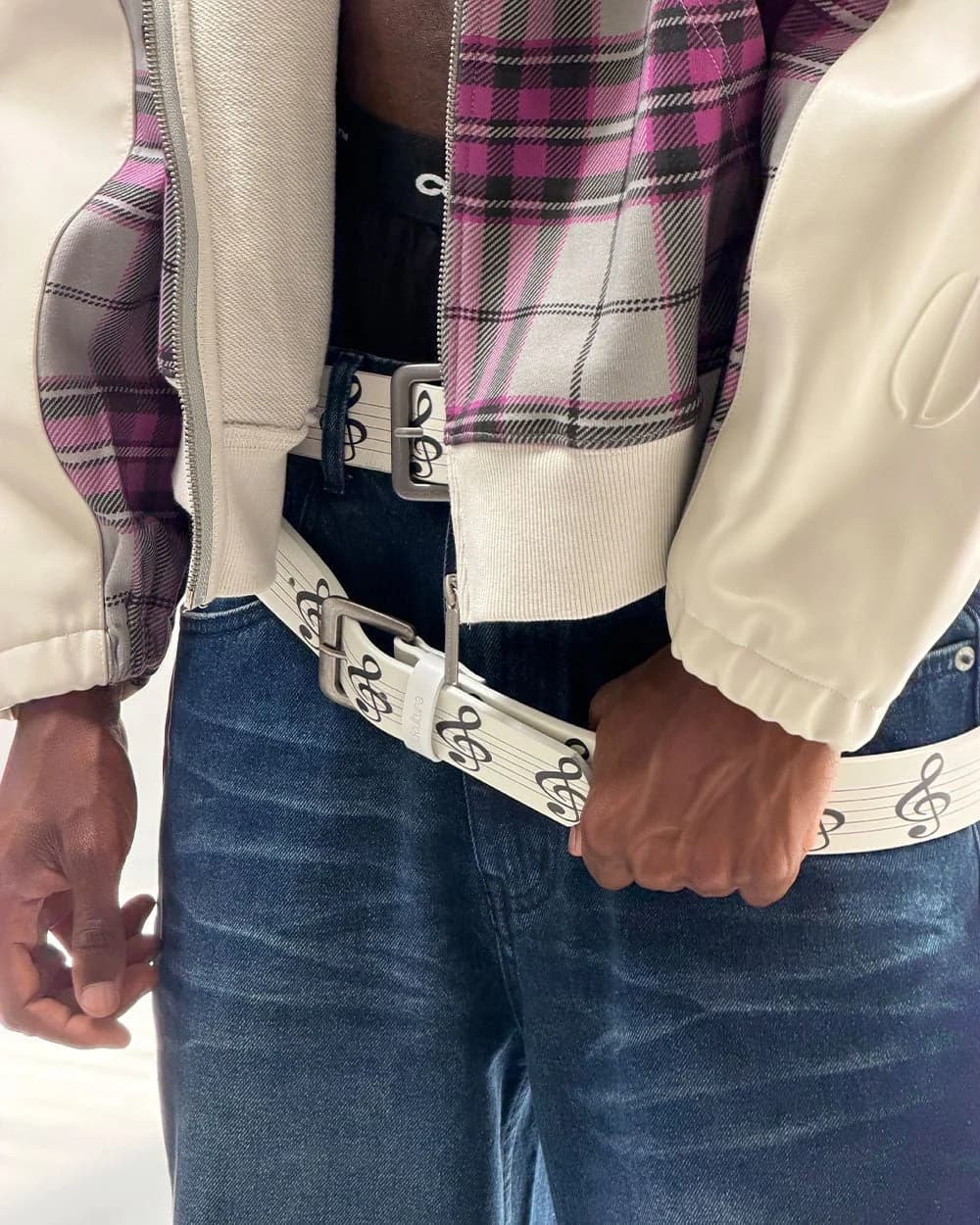 LOOP BELT WHITE 4