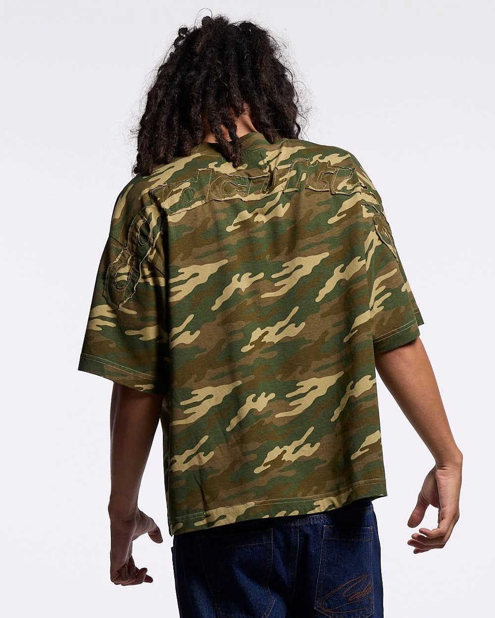 DISTRESS CURVED TEE CAMO by COLD CULTURE