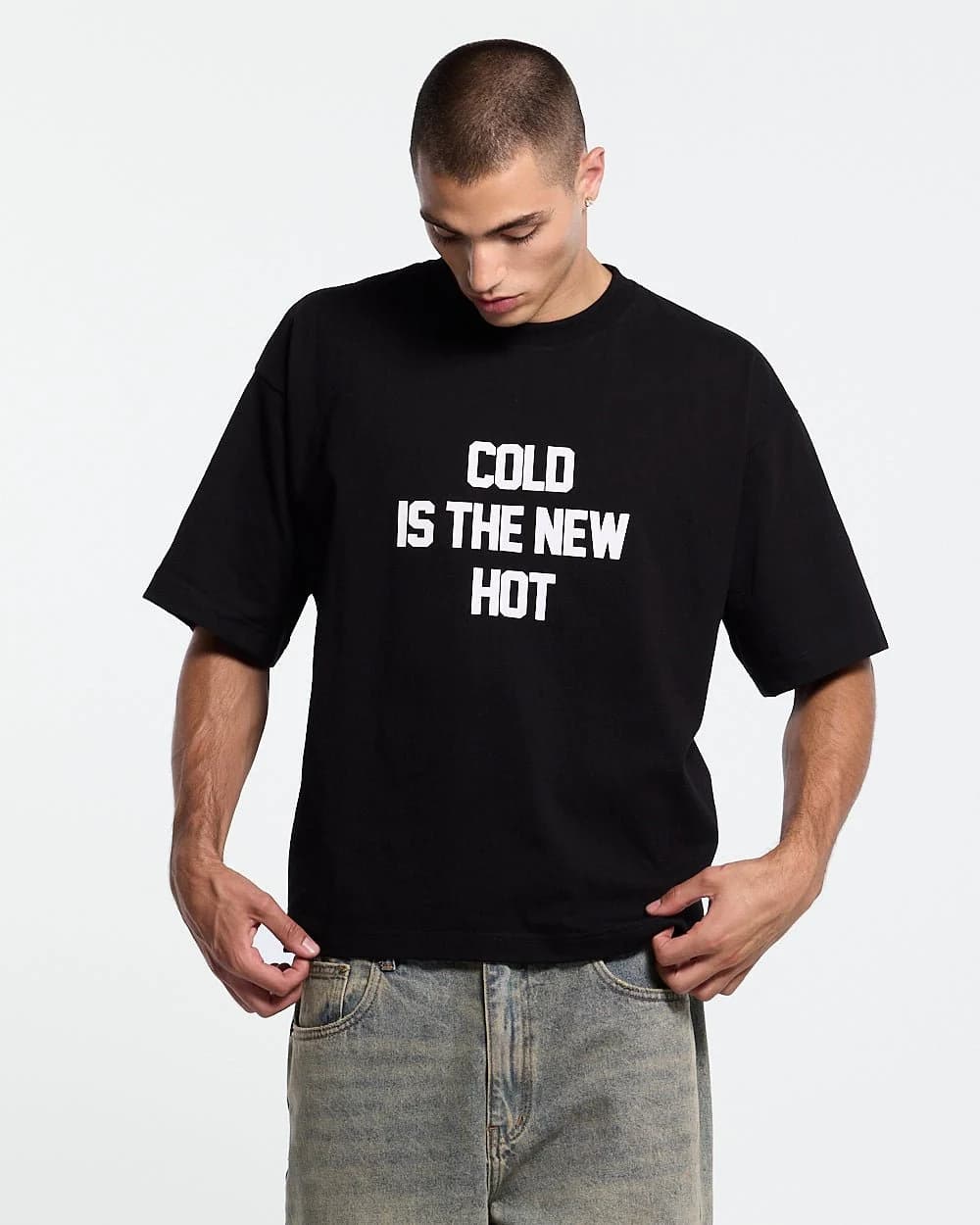 HOT TEE BLACK 2