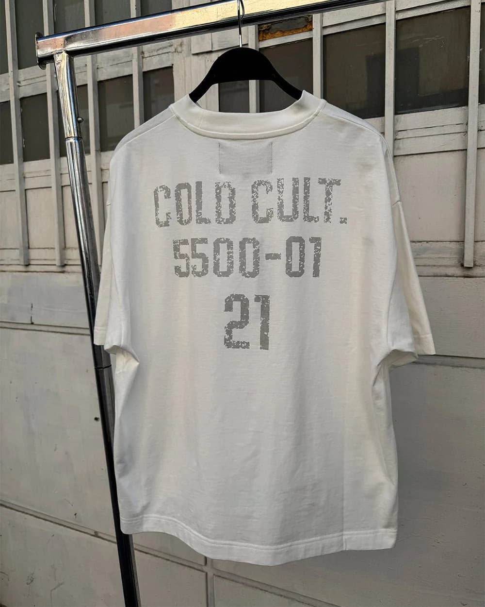 BOARDING TEE WHITE 7