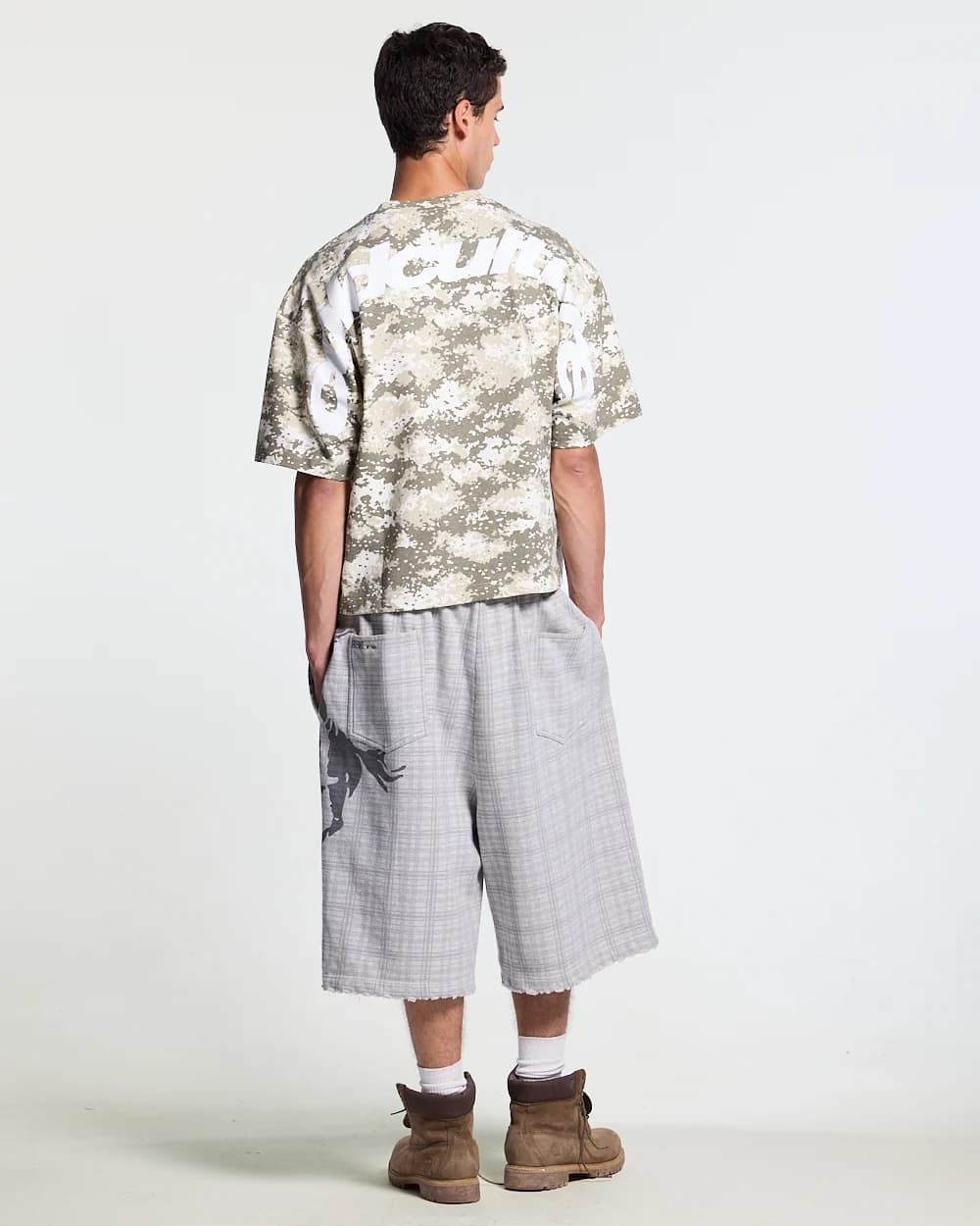 GROUND CURVED TEE GREEN 6