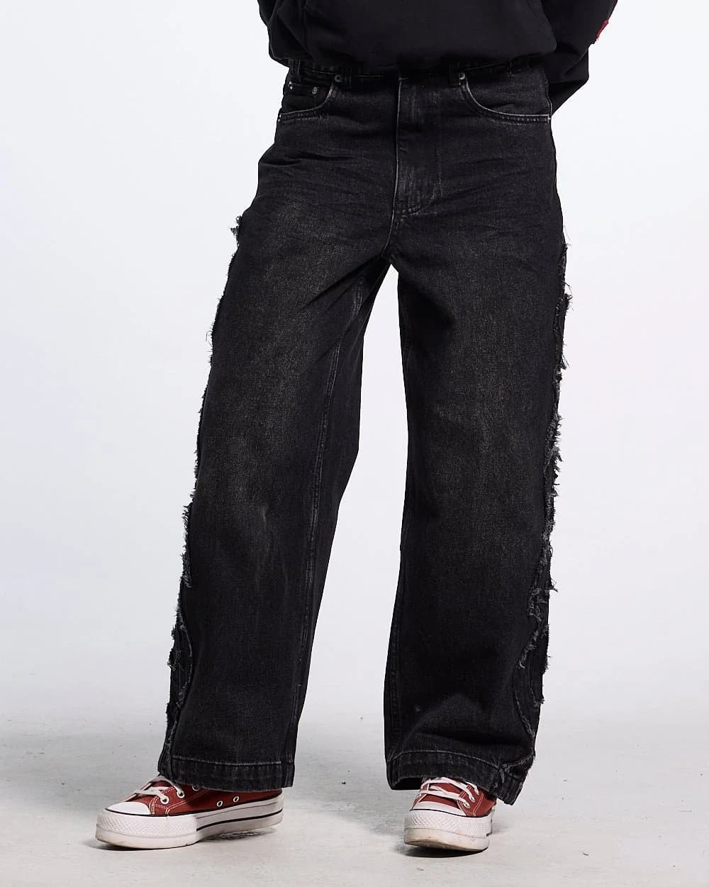 TRIBAL DISTRESSED PANTS BLACK 4