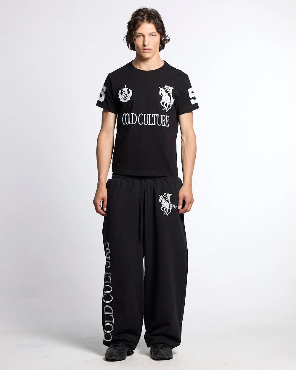 RIDING CLUB TEE BLACK 5