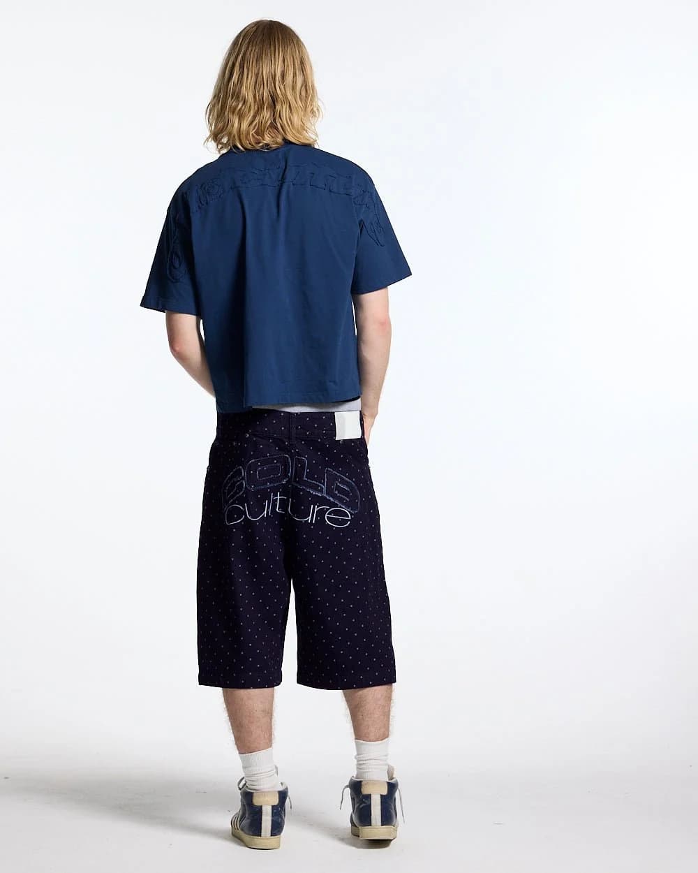 DISTRESS CURVED TEE NAVY 5