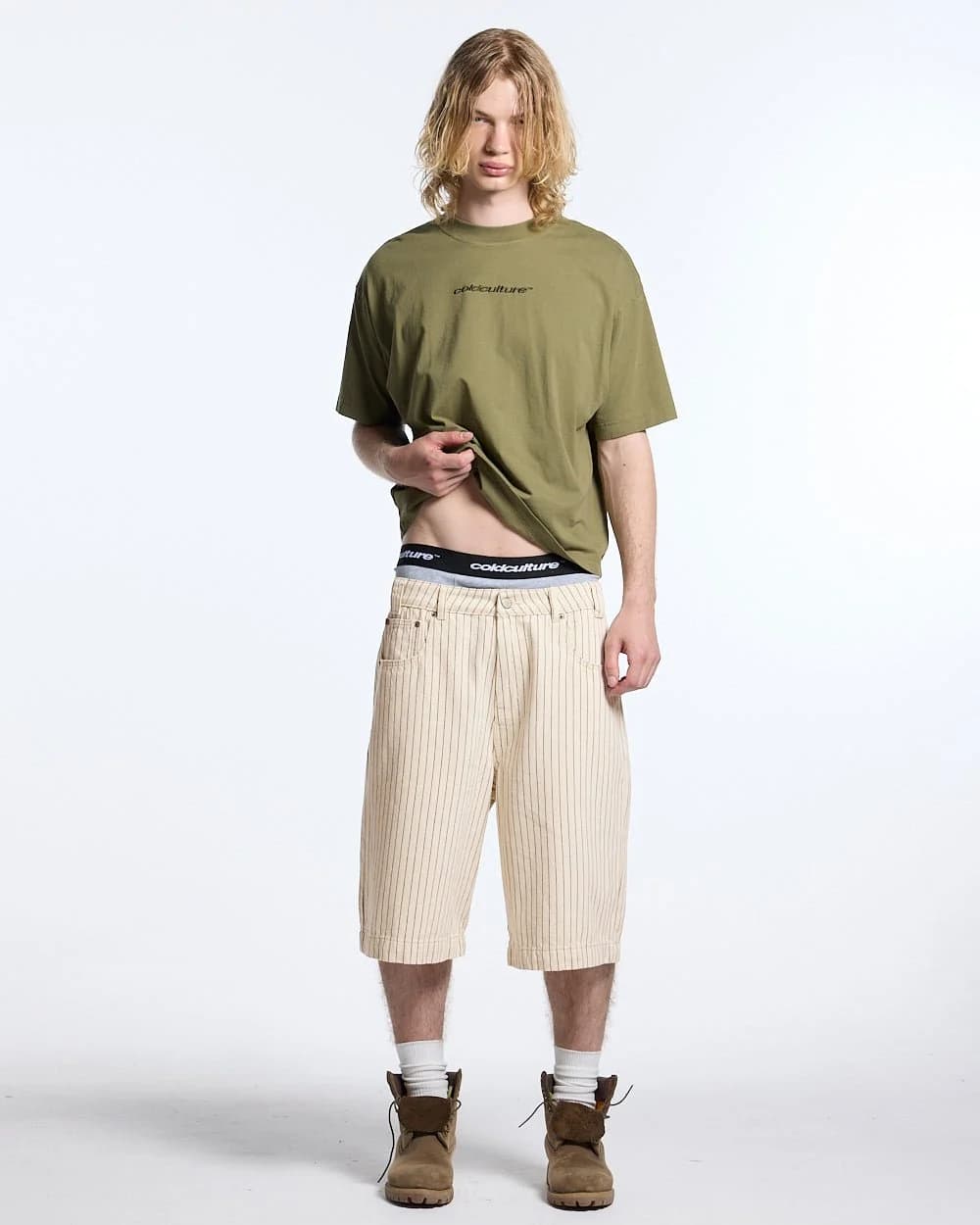 DISTRESS CURVED TEE GREEN 3