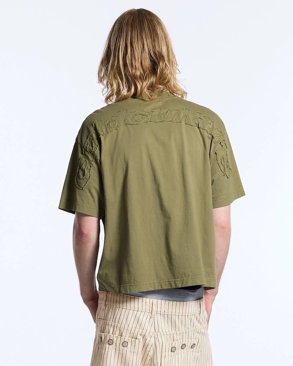 DISTRESS CURVED TEE GREEN by COLD CULTURE