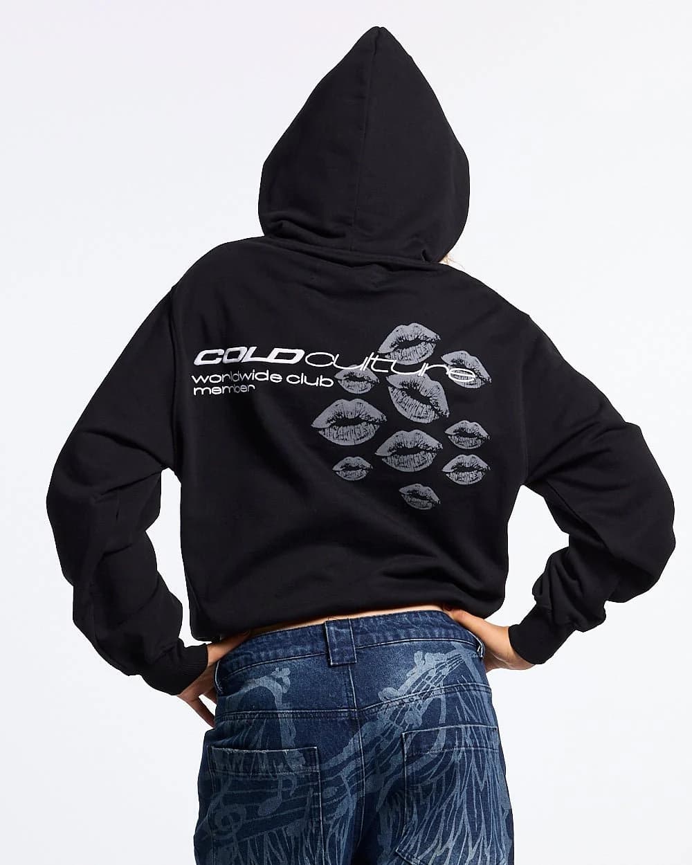 KISS IN THE ASTROS HOODIE BLACK 2