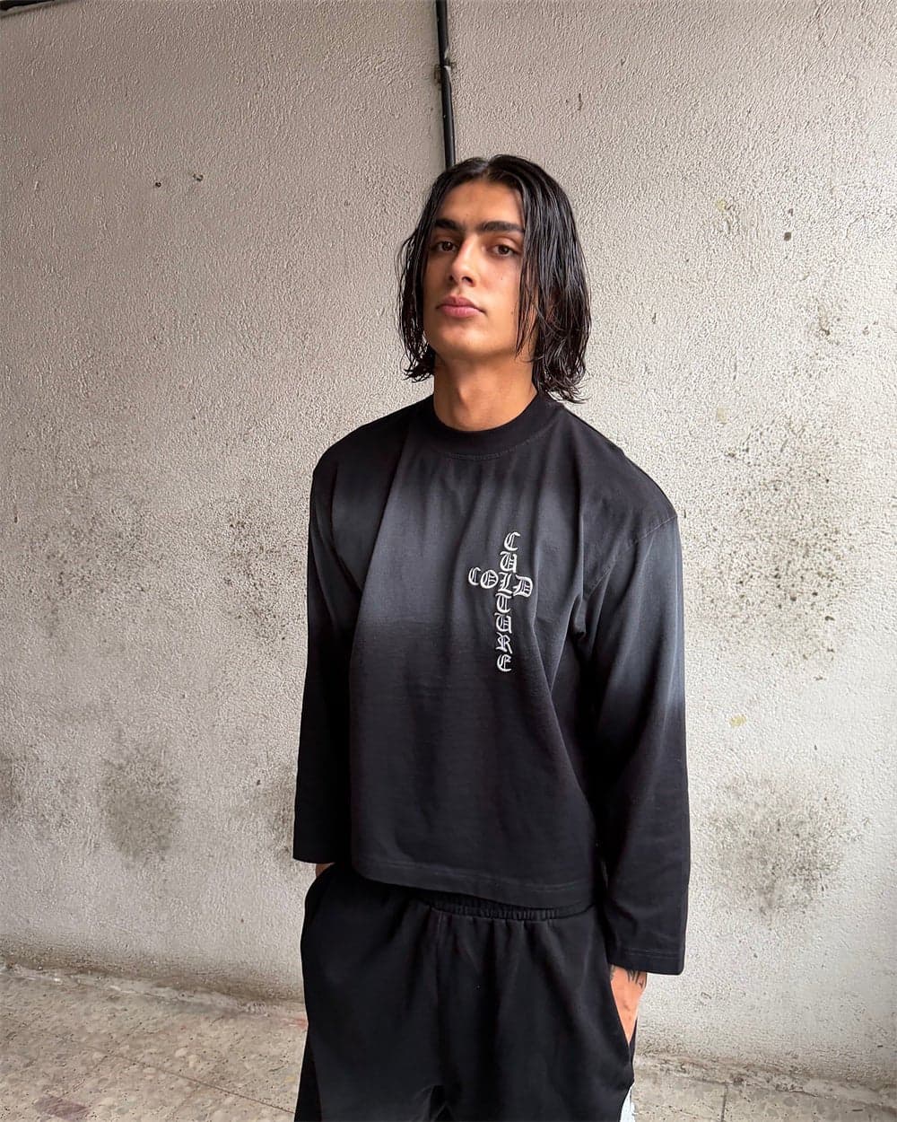 CROSSED LONGSLEEVE BLACK 11