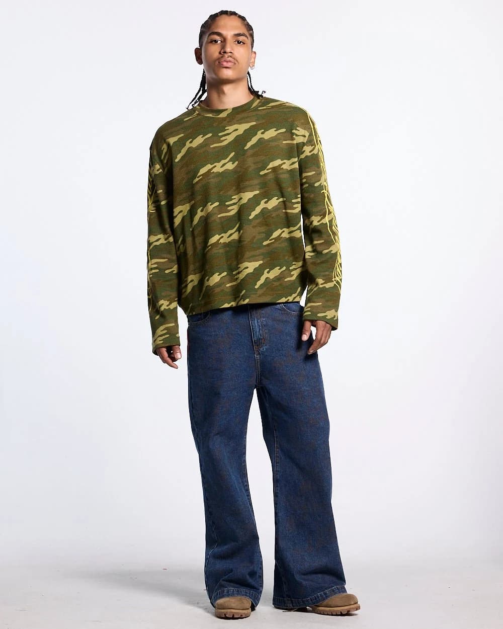 HIDDEN LONGSLEEVE CAMO 5