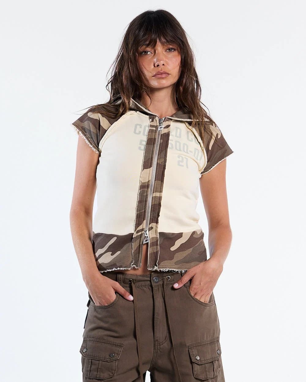CHAINS CAMO BABY ZIP TEE BEIGE by COLD CULTURE
