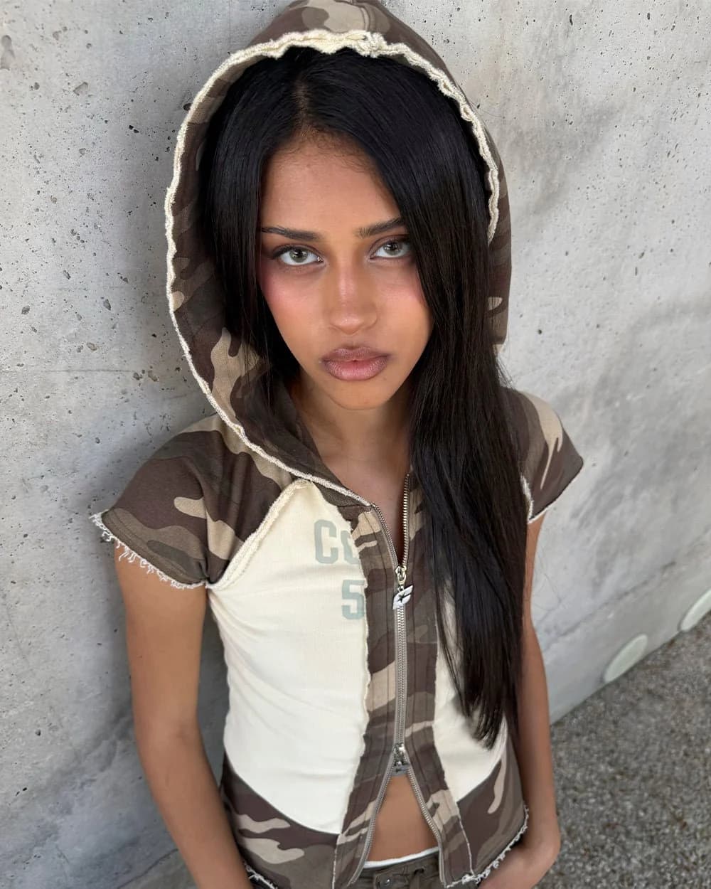 CHAINS CAMO BABY ZIP TEE BEIGE 8