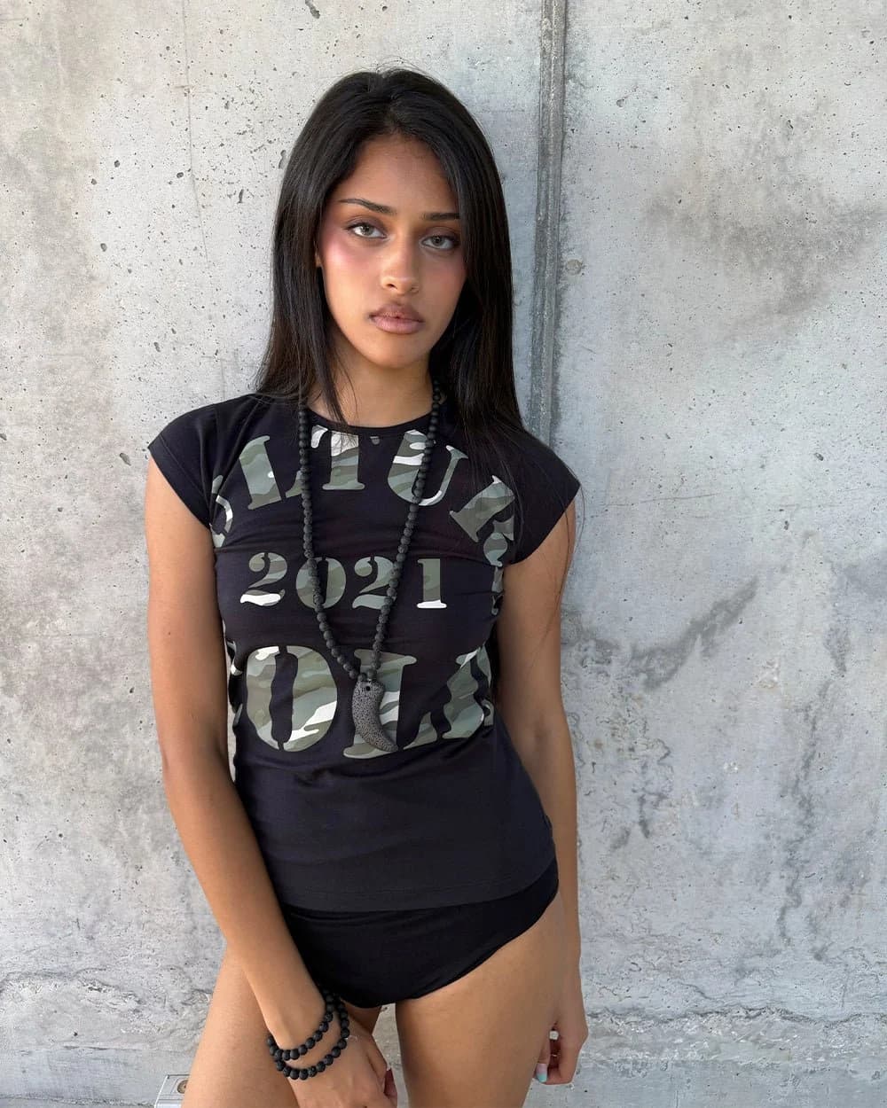 COMMAND BABY TEE BLACK 7
