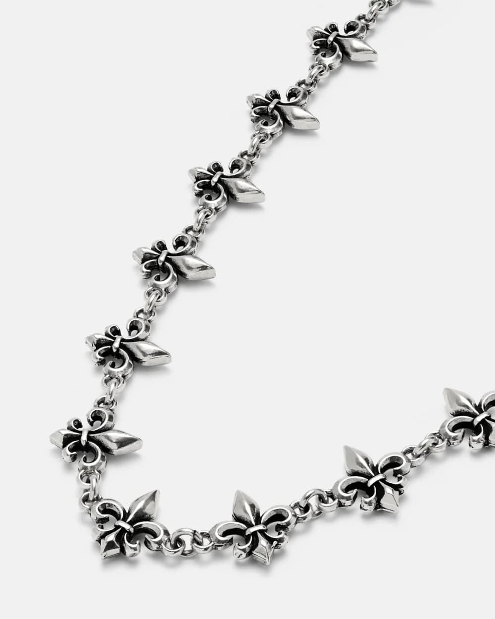 LOOSE ICON NECKLACE SILVER by COLD CULTURE