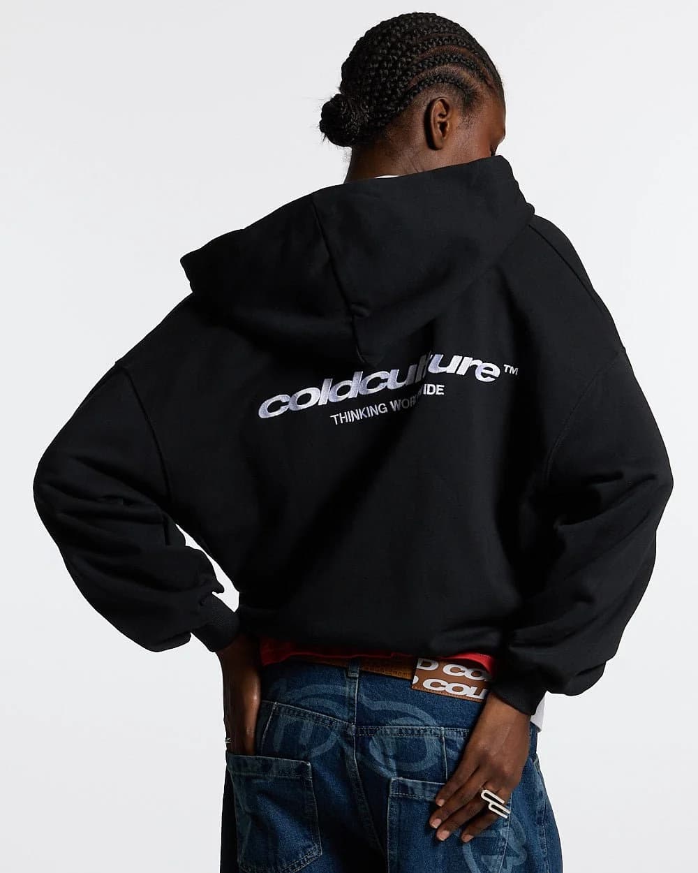 ESSENTIAL ZIP HOODIE BLACK 6