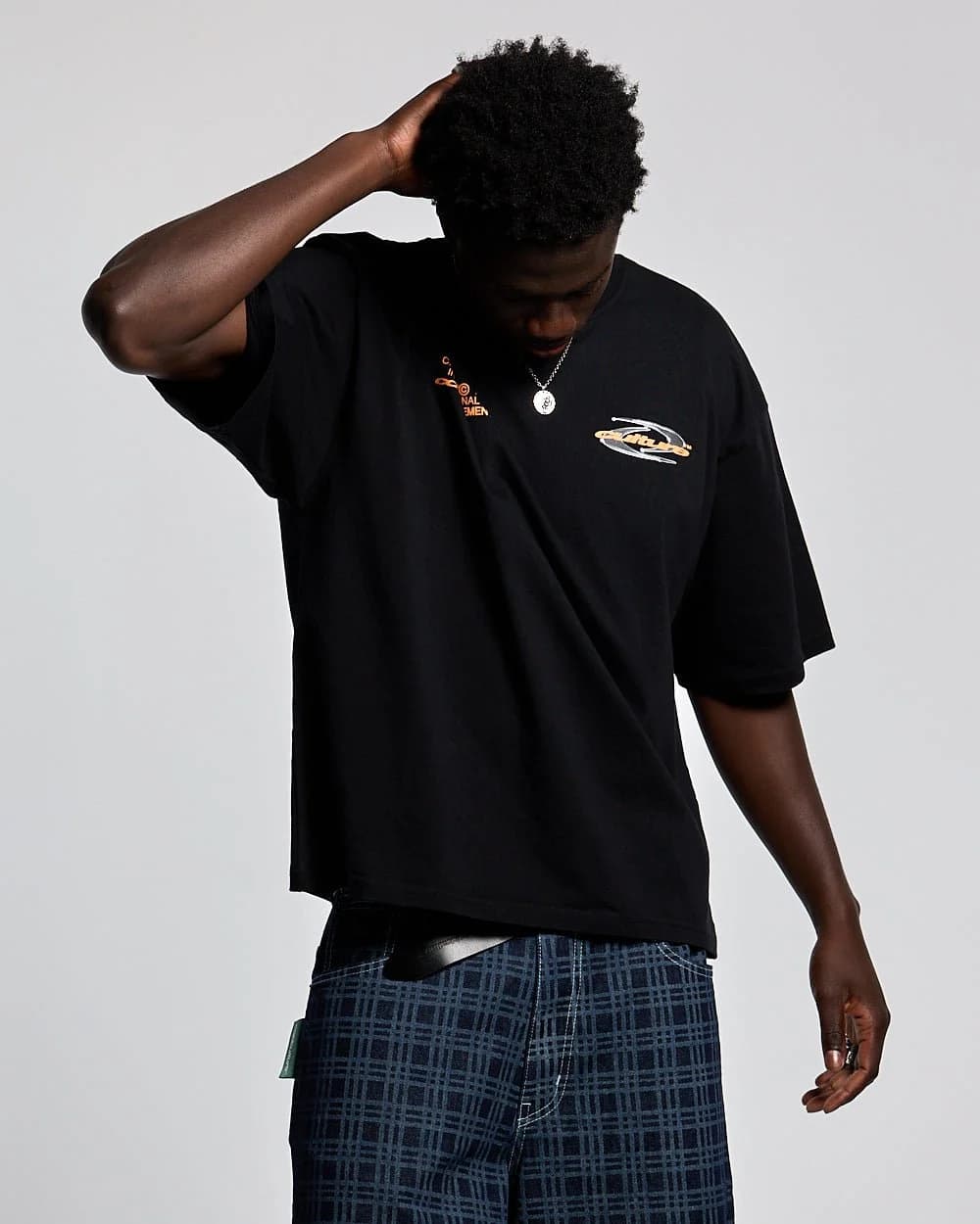 DYNAMIC TEE BLACK AND ORANGE 4